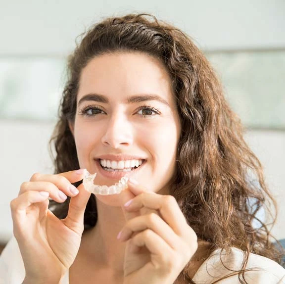 Invisalign Tedavisi Clear Correct Şeffaf Plak